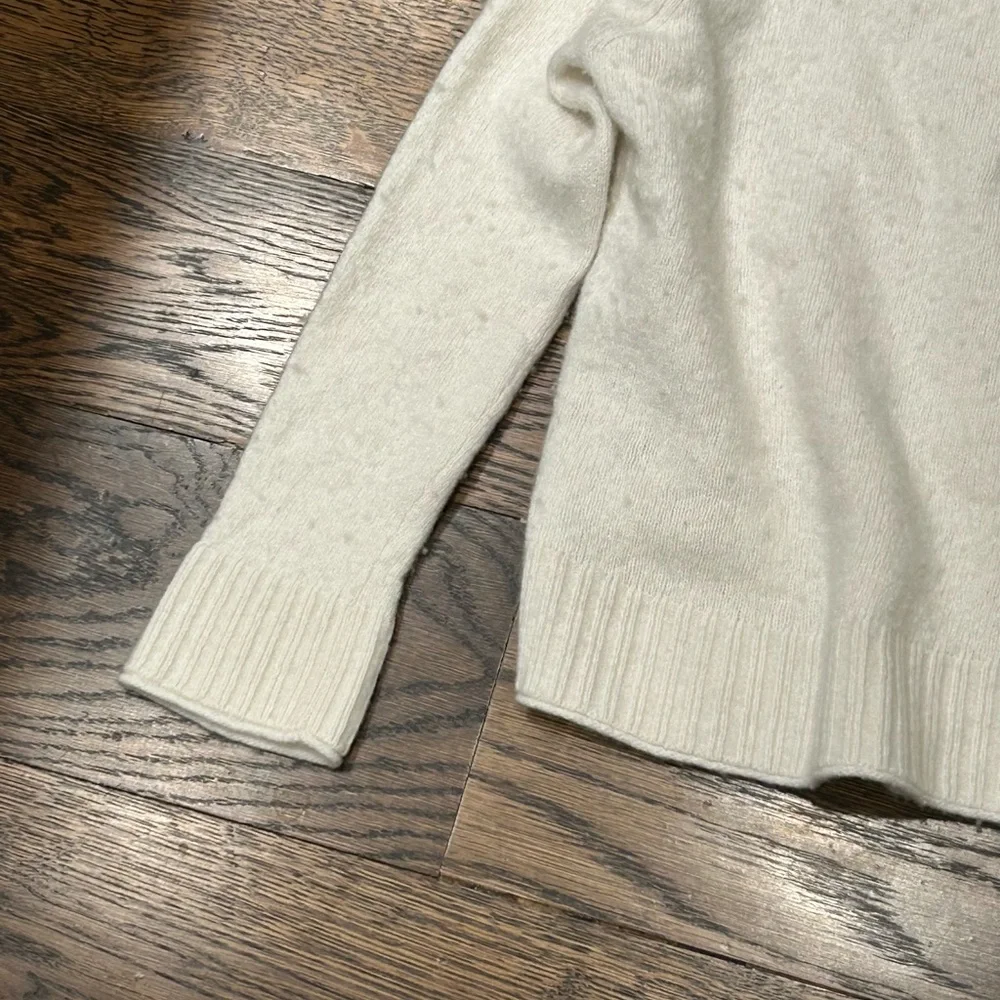 Jenni Kayne Ivory Everyday Crewneck Sweater - Picture 3 of 9
